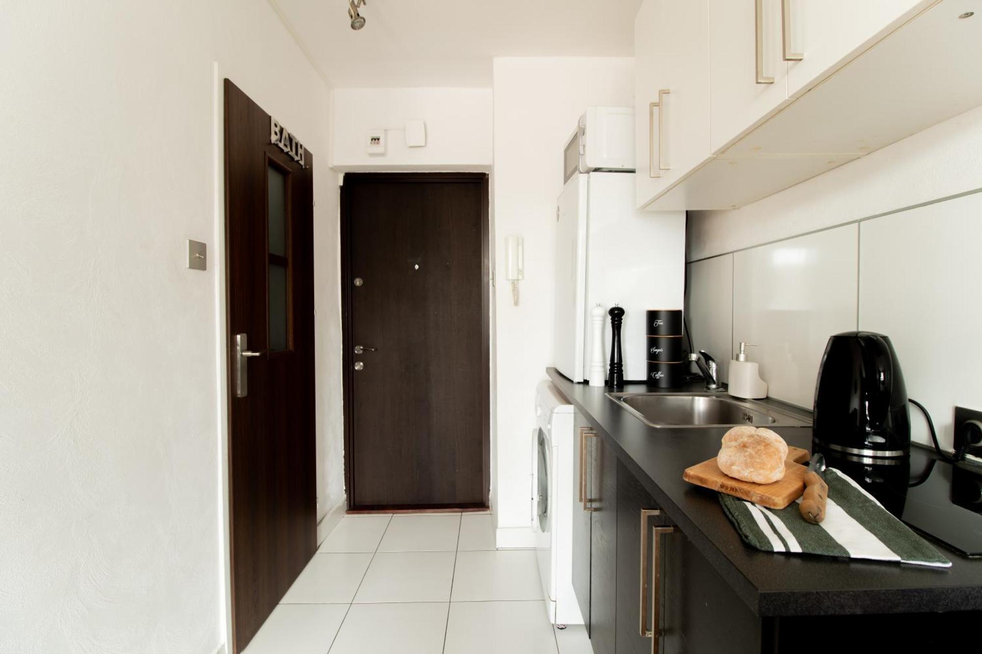 Piotrapartments - Bruna Green City Apartment 바르샤바 외부 사진